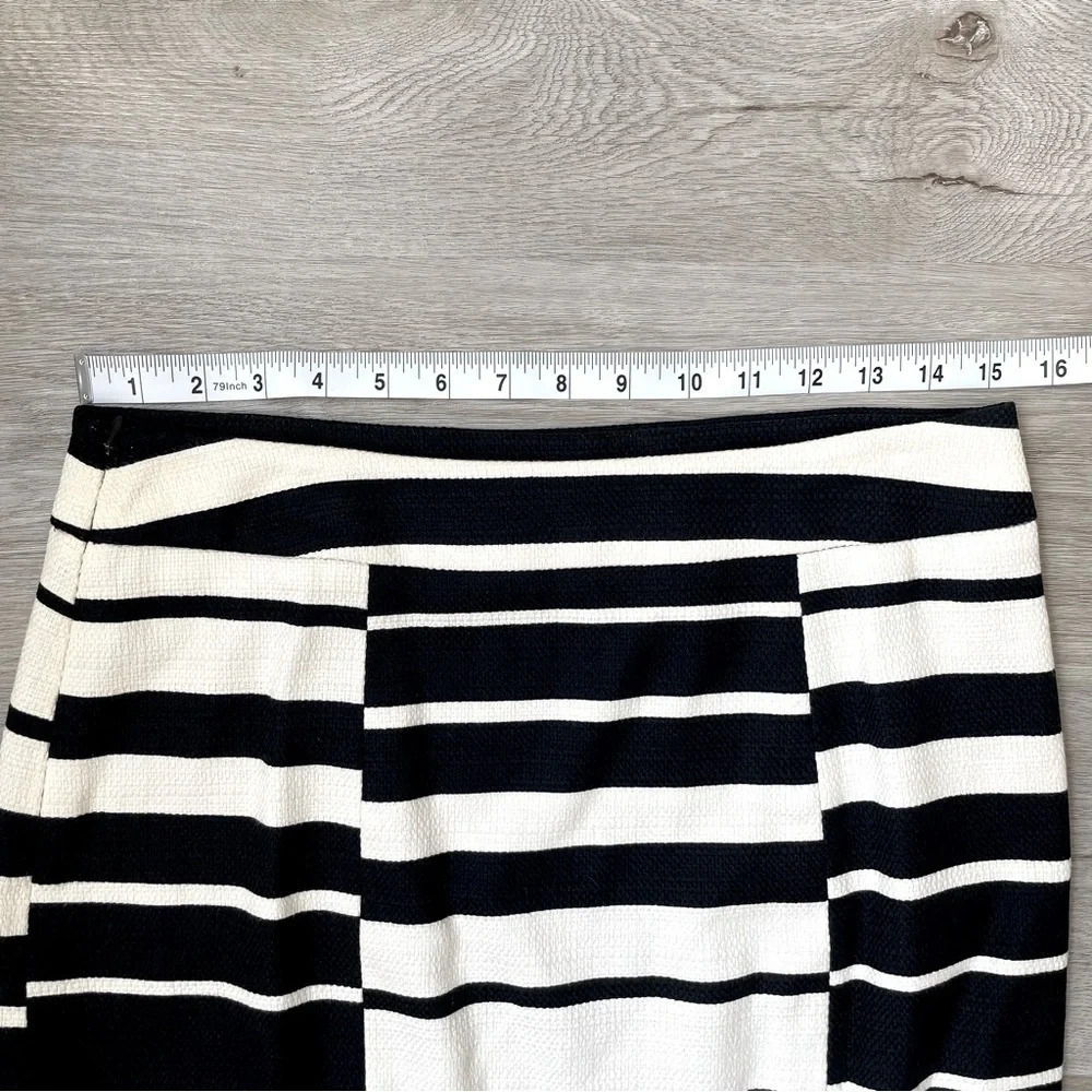 Ann Taylor Black and Off-White/Cream Pencil Skirt, Women’s Size 8, Petite - Picture 5 of 6